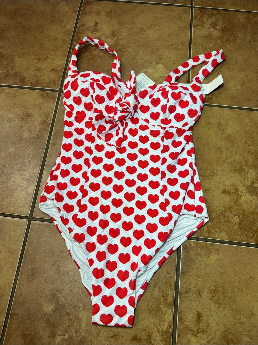 NWT Alexandra Miro Clara Heart Print One-Piece Swimsuit - M - Picture 1 of 5